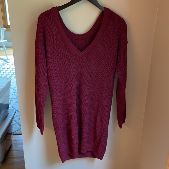 Lulu’s sweater - Picture 3 of 4